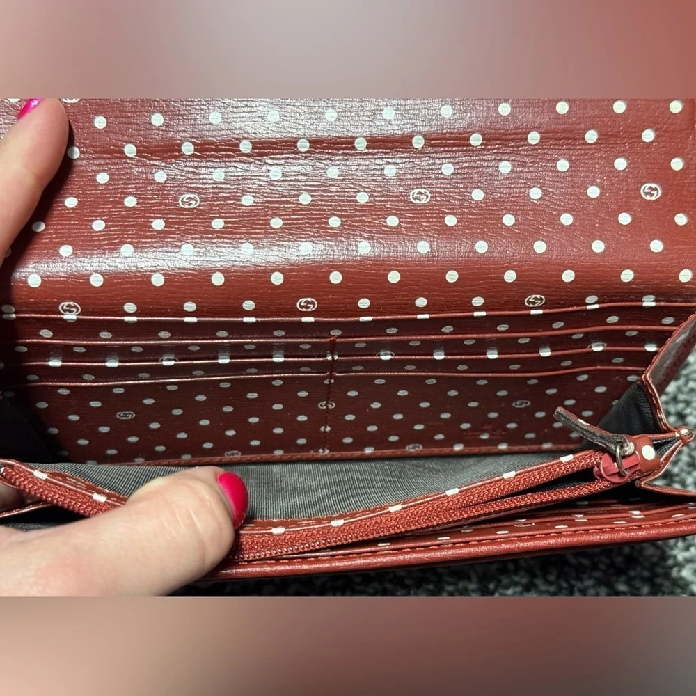 Gucci leather continental dark red wallet